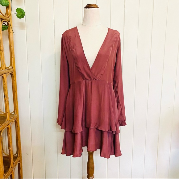 🌱 SIR THE LABEL Sz 0 (6-8) Layered Cocktail Dress - Picture 2 of 7